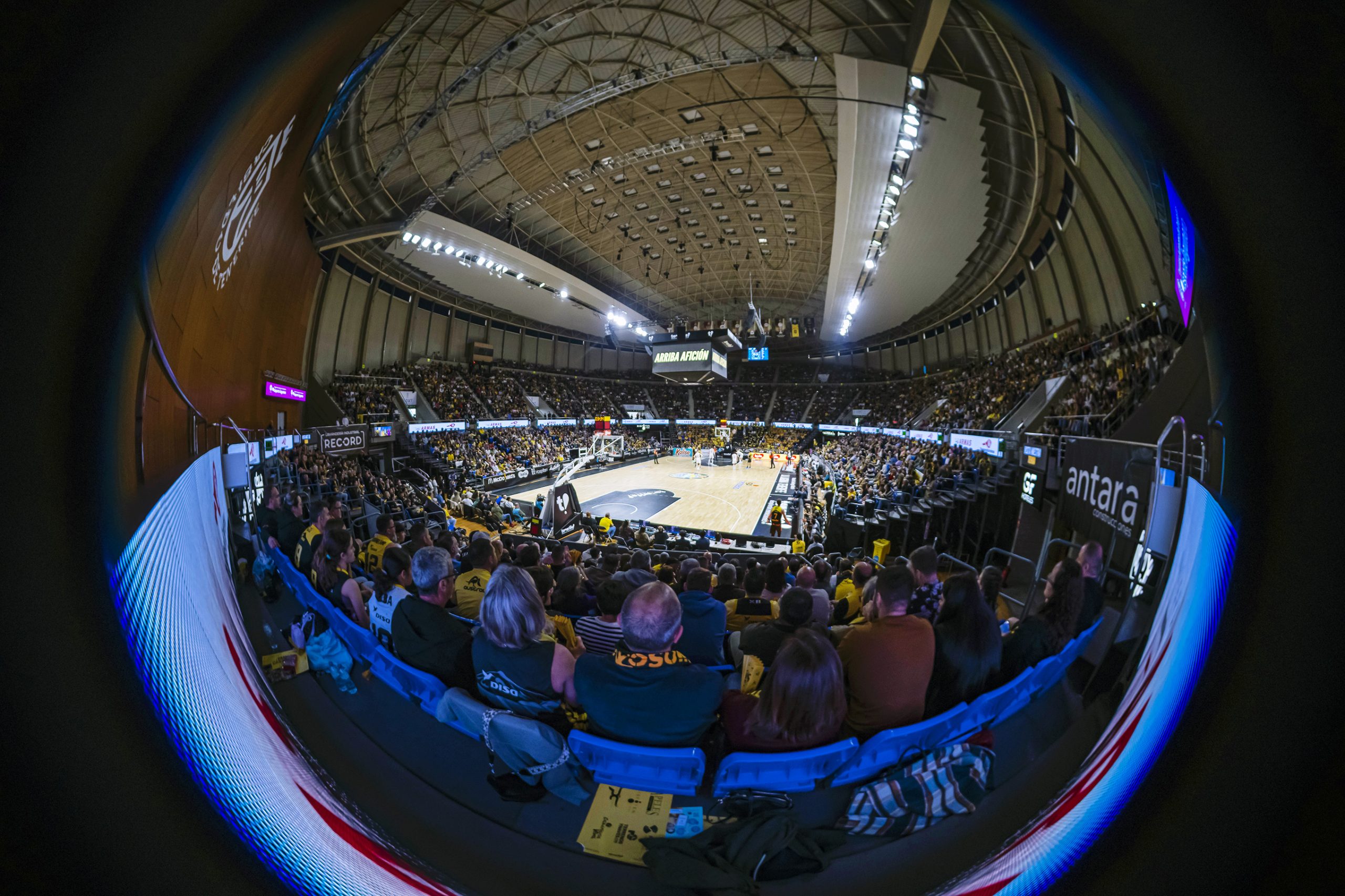 Imagen de La Laguna Tenerife abrirá su Liga Endesa 25/26 en casa, ante BAXI Manresa