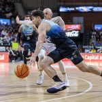 Marce alumbra un triunfo a pico y pala (3)